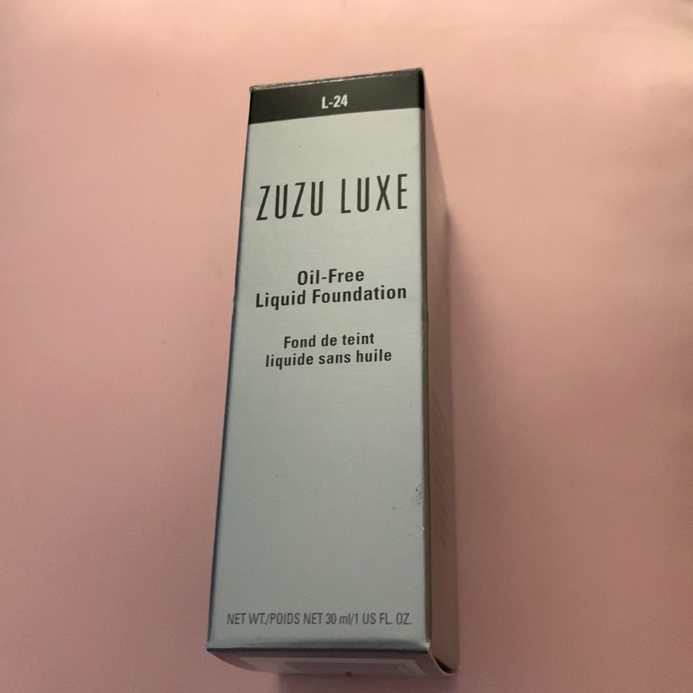 Zuzu luxe foundation NWB
